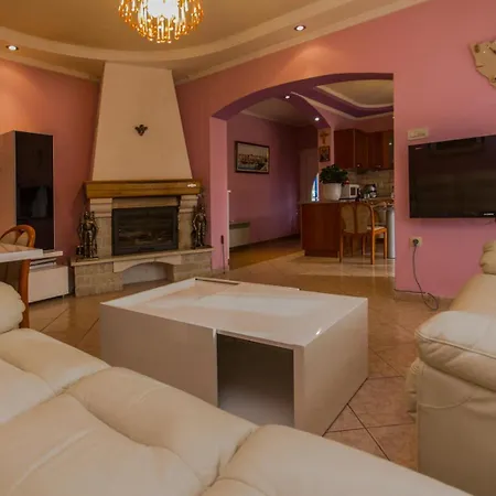 Villa Adriatik